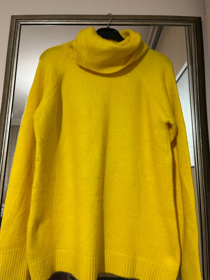 Sarı Balıkçı Yaka Kadın Kazak - Görsel 2