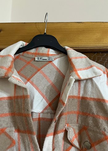 Düğmeli Bej Ekose Kadın Gömlek - Görsel 4