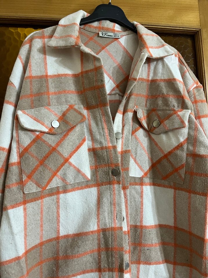 Düğmeli Bej Ekose Kadın Gömlek - Görsel 3