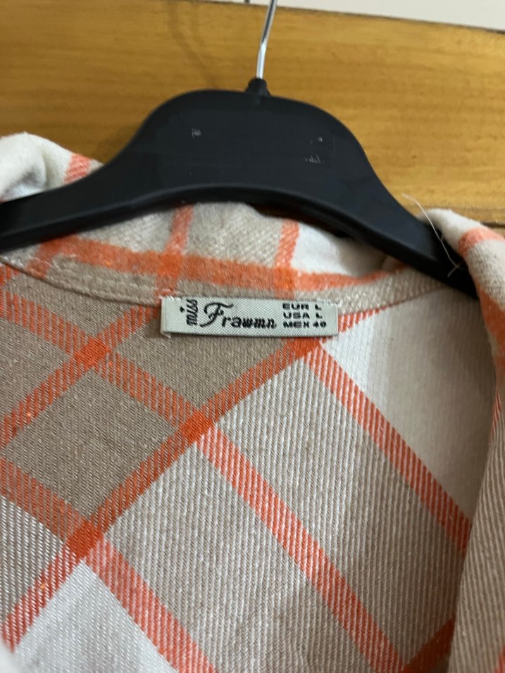 Düğmeli Bej Ekose Kadın Gömlek - Görsel 5