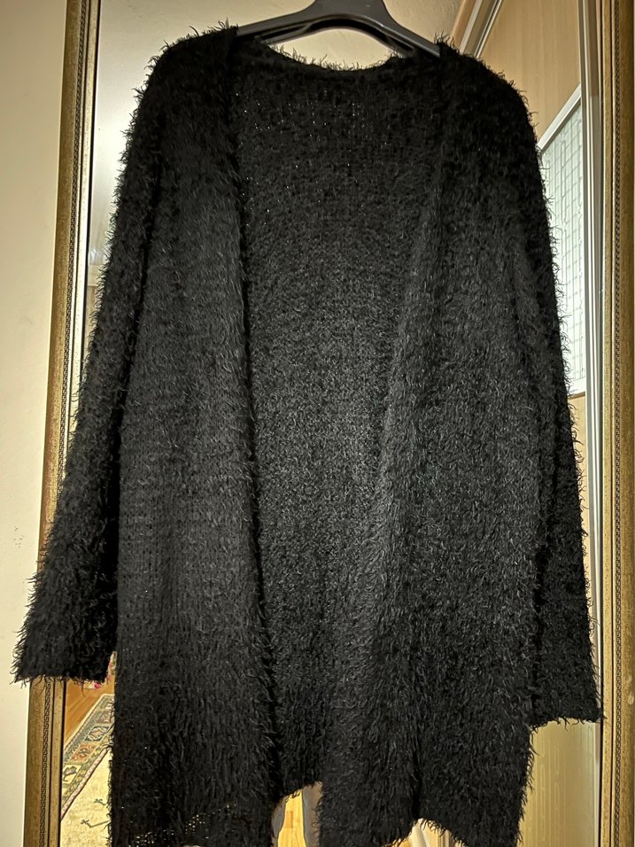 Kadın uzun tüylü hırka - Görsel 3