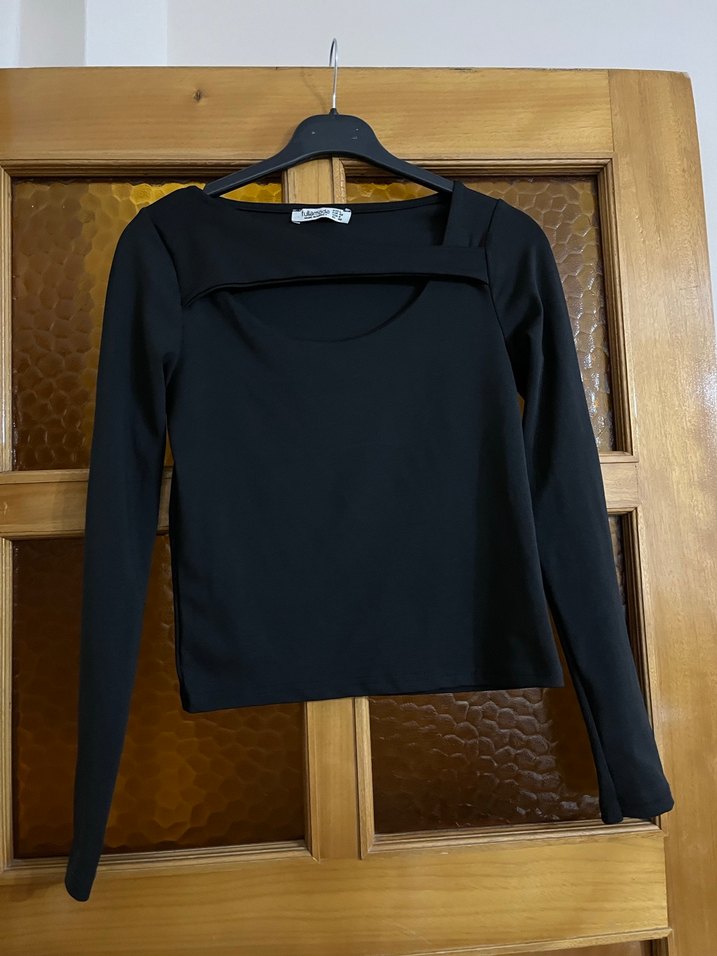 Kadın Siyah Uzun Kollu Detaylı Bluz - Görsel 2