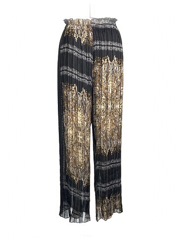 PreLoved Kumaş Pantolon %70 İndirimli.
