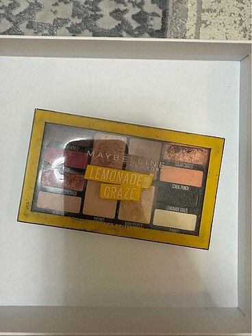 Maybelline Far Paleti