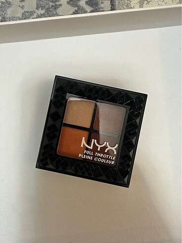 Nyx far paleti