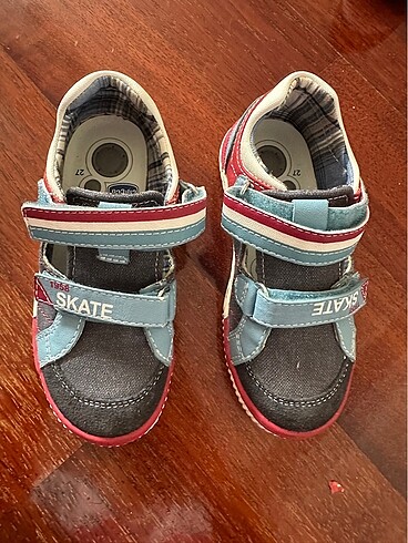 Chicco unisex sandalet