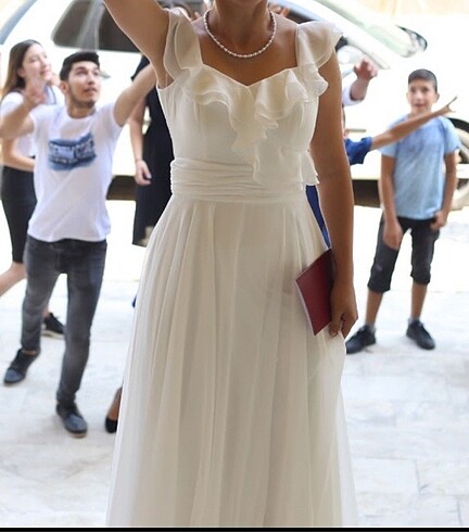Nikah elbisesi