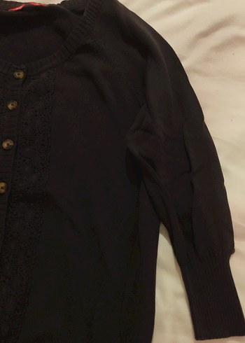 Siyah Düğmeli fakir kollu kadın Hırka - Görsel 3