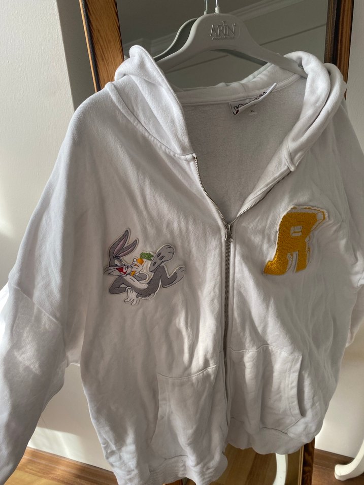 Beyaz Kapüşonlu Fermuarlı Rahat hırka - Görsel 3