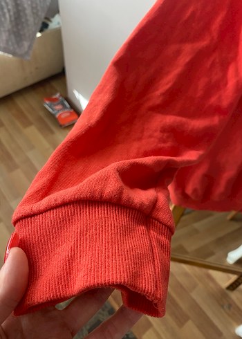 Kırmızı Fermuarlı Kapüşonlu Kadın hırka - Görsel 3