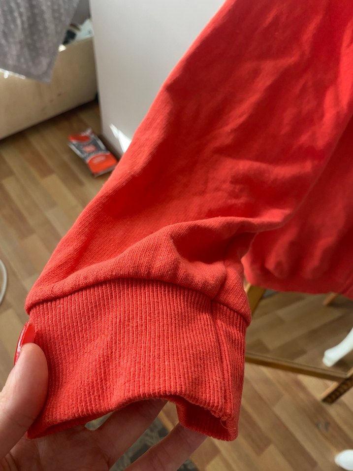 Kırmızı Fermuarlı Kapüşonlu Kadın hırka - Görsel 3