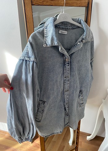 Gri Düğmeli Kadın Denim Ceket - Görsel 2