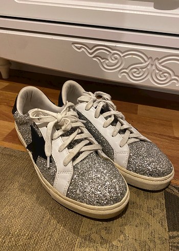 Beyaz Gri Parlak Platform Spor Ayakkabı - Görsel 4