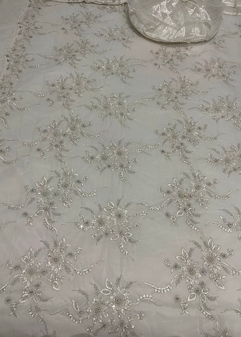 İşlemeli Beyaz Yatak Örtüsü - Görsel 12