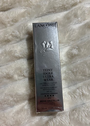 Lancome Teint Idole Ultra Wear Fondöten 011 - Görsel 3