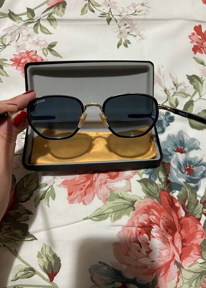 Kadın güneş gözlüğü - Görsel 2