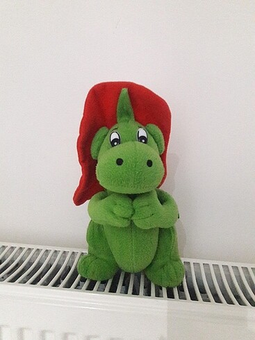Peluş oyuncak dinazor