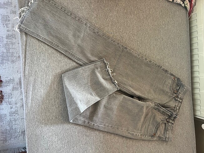 32 Beden Stradivarius jean pantolon