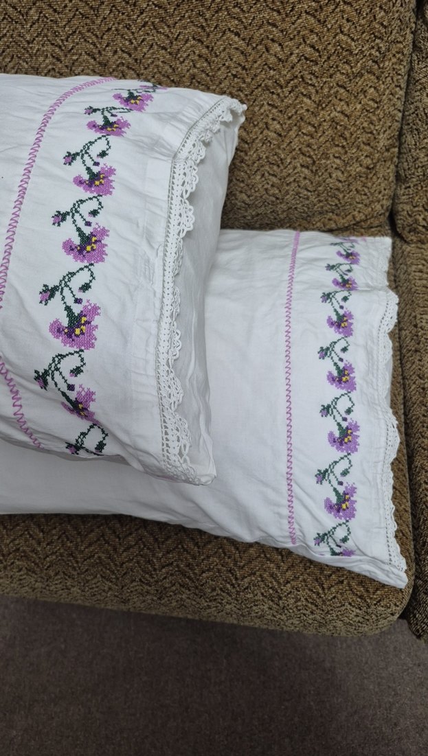 Yün Yastık Kılıfı ile birlikte iki adet - Görsel 2