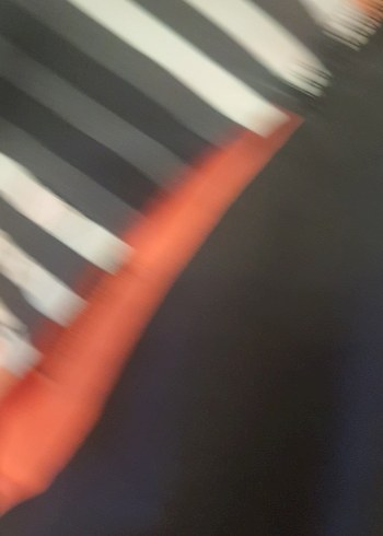 Çizgili Erkek Midi Yüzme Şortu - Görsel 5