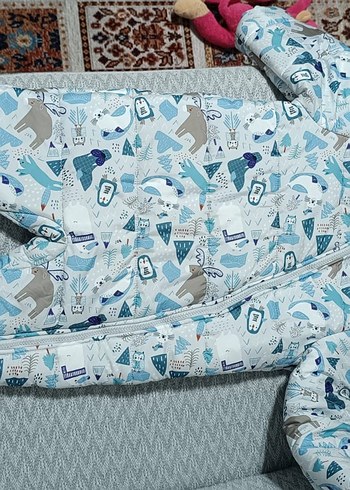 Kapüşonlu Fermuarlı Gri Erkek Bebek Kar Tulumu - Görsel 4