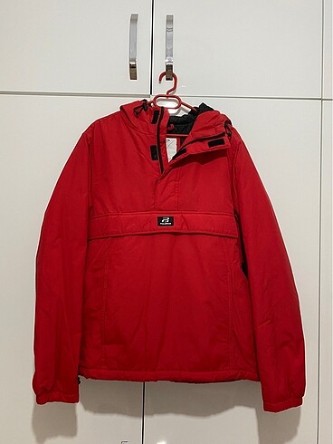 Pull and bear mont