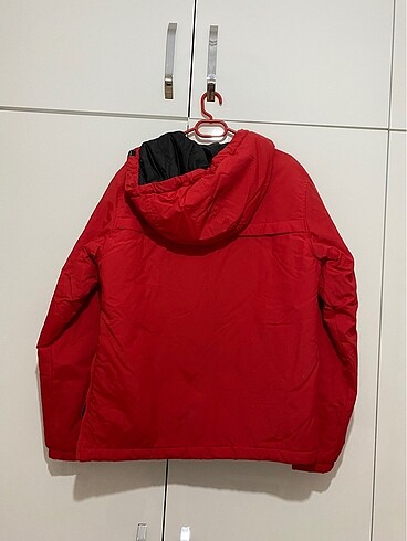 s Beden Pull and bear mont