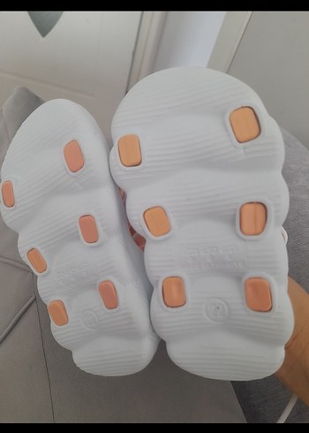 Gezer Kız Çocuk Pembe Bağcıklı Kauçuk Sandalet