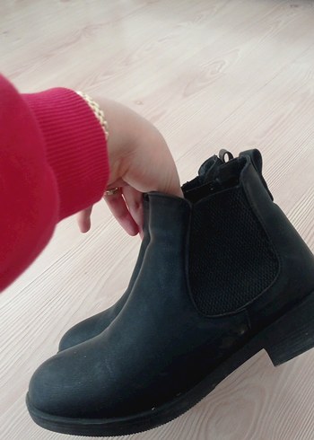 Siyah  Düz Topuklu Kadın Bot - Görsel 2