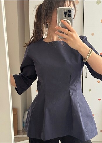 Zara Lacivert Kısa Kollu Bluz