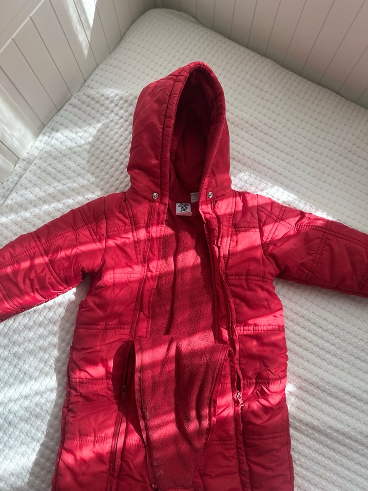 Kırmızı Bebek Kapüşonlu mont - Görsel 3