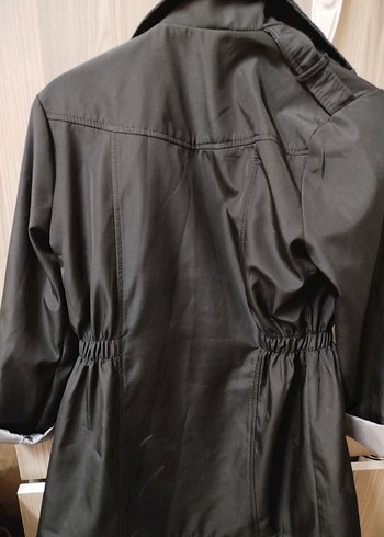 Düğmeli Siyah Midi Kadın Trençkot - Görsel 4