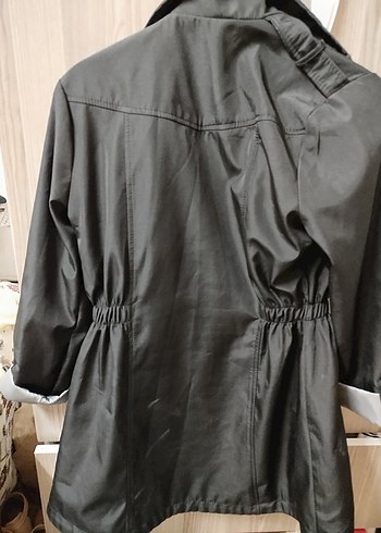 Düğmeli Siyah Midi Kadın Trençkot - Görsel 5