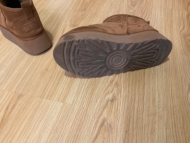 37,5 Beden camel Renk Ugg bot