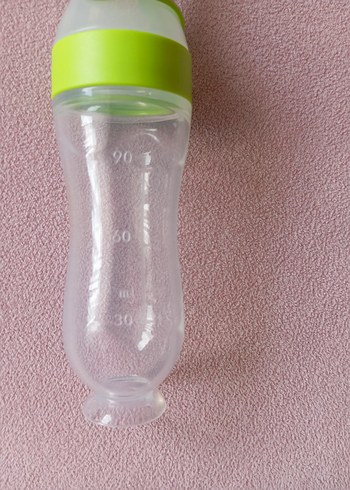 Pastel Yeşil Silikonlu Bebek Mama Besleme Şişesi - Görsel 3