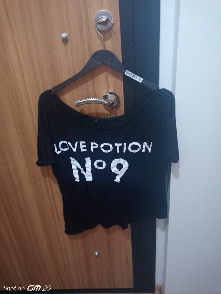 Siyah esnek Kesim Kısa Kollu krop Tişört - Görsel 2