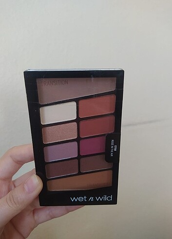 Wet n wild Far paleti far