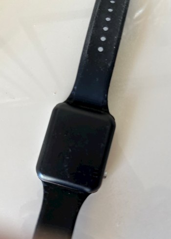 Koyu renkli iç yapılı beyaz akıllı saat - Görsel 2