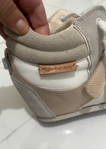 Bej Calvin Klein Kadın Dolgu Topuklu Spor Ayakkabı - Görsel 7