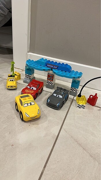 Diğer Lego duplo şimşek mcqueen yarış seti