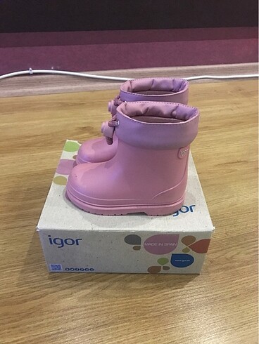 Igor İgor yağmur botu