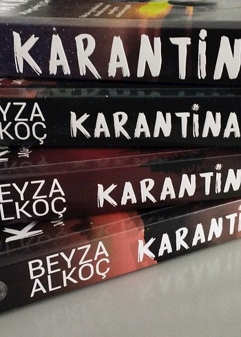 Beyza Alkoç'tan Karantina Roman Seti