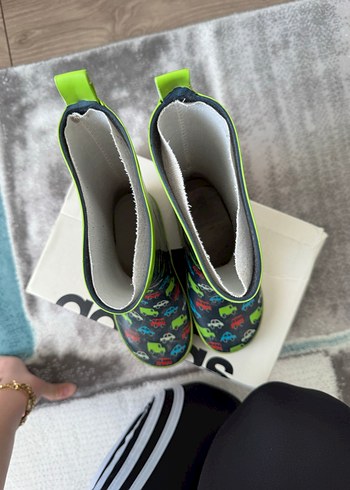 Erkek Çocuk Çok Renkli Desenli Kauçuk Bot - Görsel 2