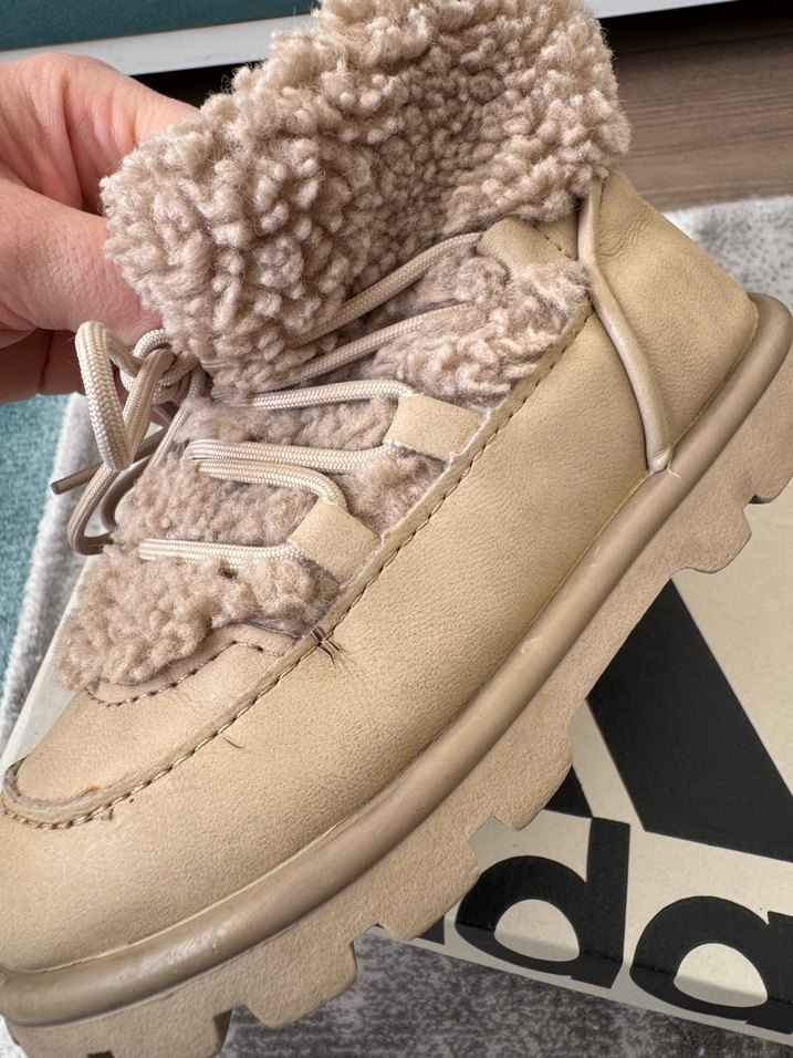 Bej Kürklü Kız Botu - Görsel 5