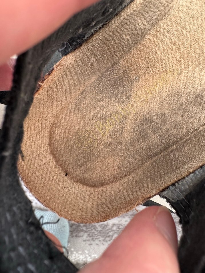 Erkek Çocuk Kahverengi Tokalı Terlik - Görsel 4