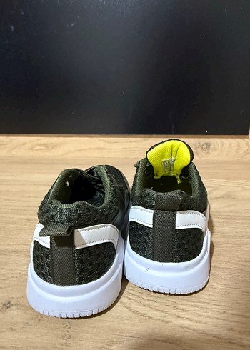 LC Waikiki Erkek çocuk spor ayakkabı