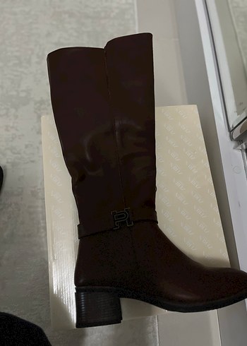 Kadın Kahverengi Deri Tokalı Diz Boyu Bot - Görsel 2