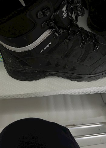 Siyah Kürklü erkek bot - Görsel 8