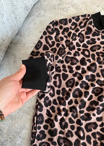 Leopar Desenli Kadın üst - Görsel 3