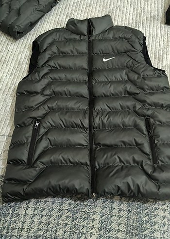 Nike koyu gri Kapitone Yelek - Görsel 3